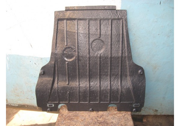 Захист двигуна пластиковий Renault Kangoo (KC/FC) 03 - 08, Clio III (R0/1) 05 - 09, Modus (F/JP0) 04 - 07, 8200540585 *